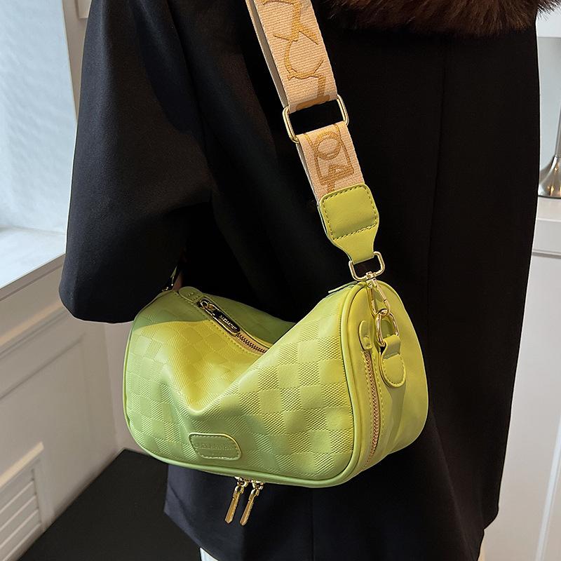Spring Versatile Popular Messenger Bag Niche Design Advanced Texture Underarm Pillow Bag