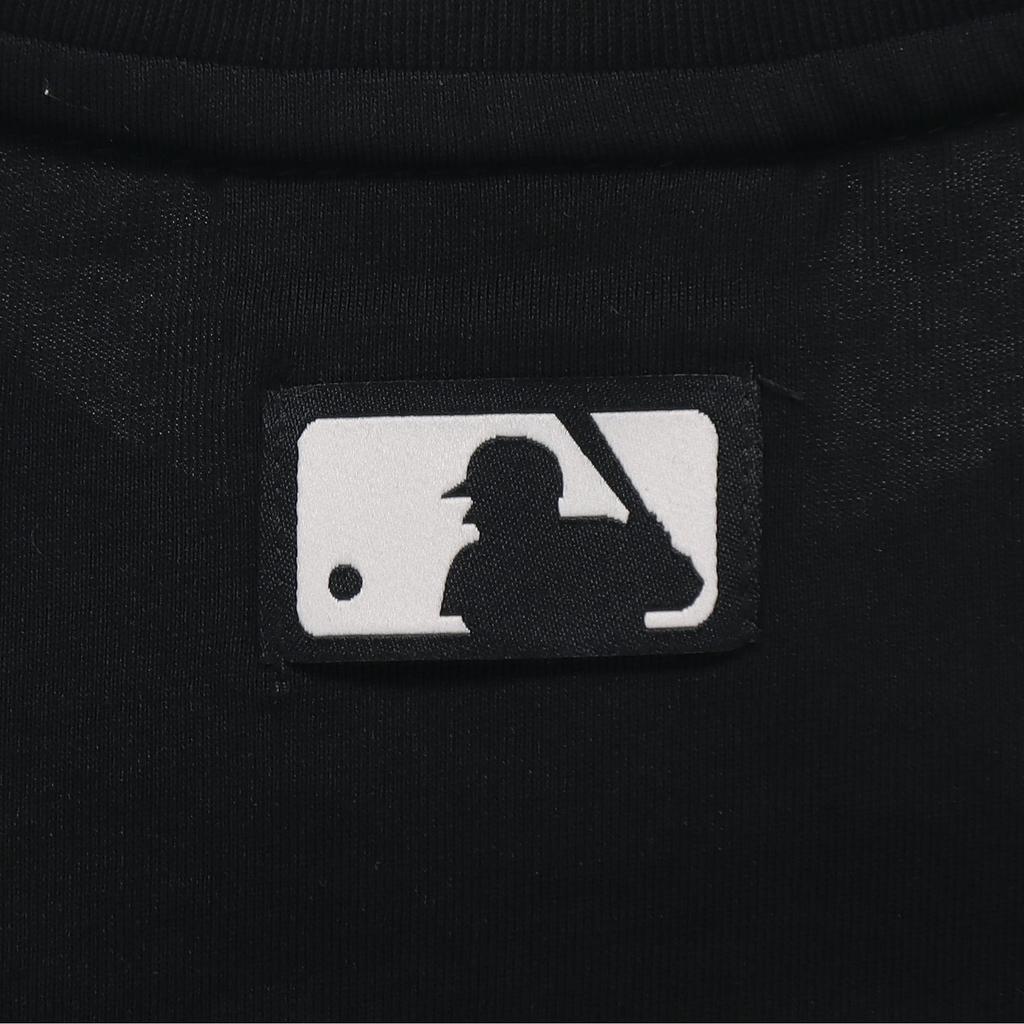 MLB T Shirts Unisex Black Crew Neck Moderate Straight Fit 31TS09031-50L