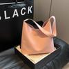 Simple and Versatile Single-shoulder Bag for Work and Commuting, Soft Leather Large-capacity Bucket Bag