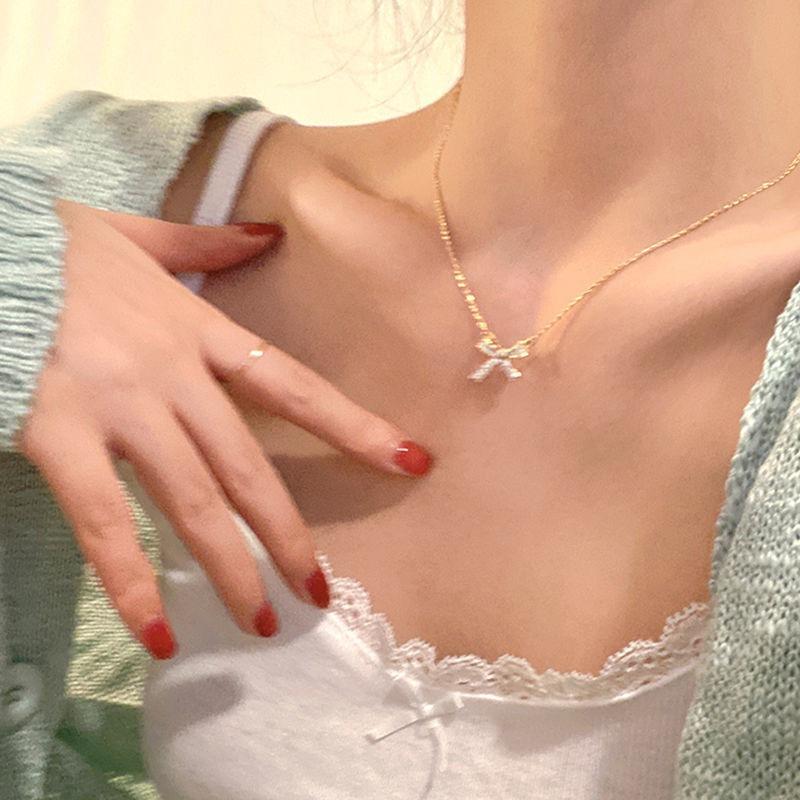 Bow necklace women's niche design sense collarbone chain 2026 new neck chain accessories temperament