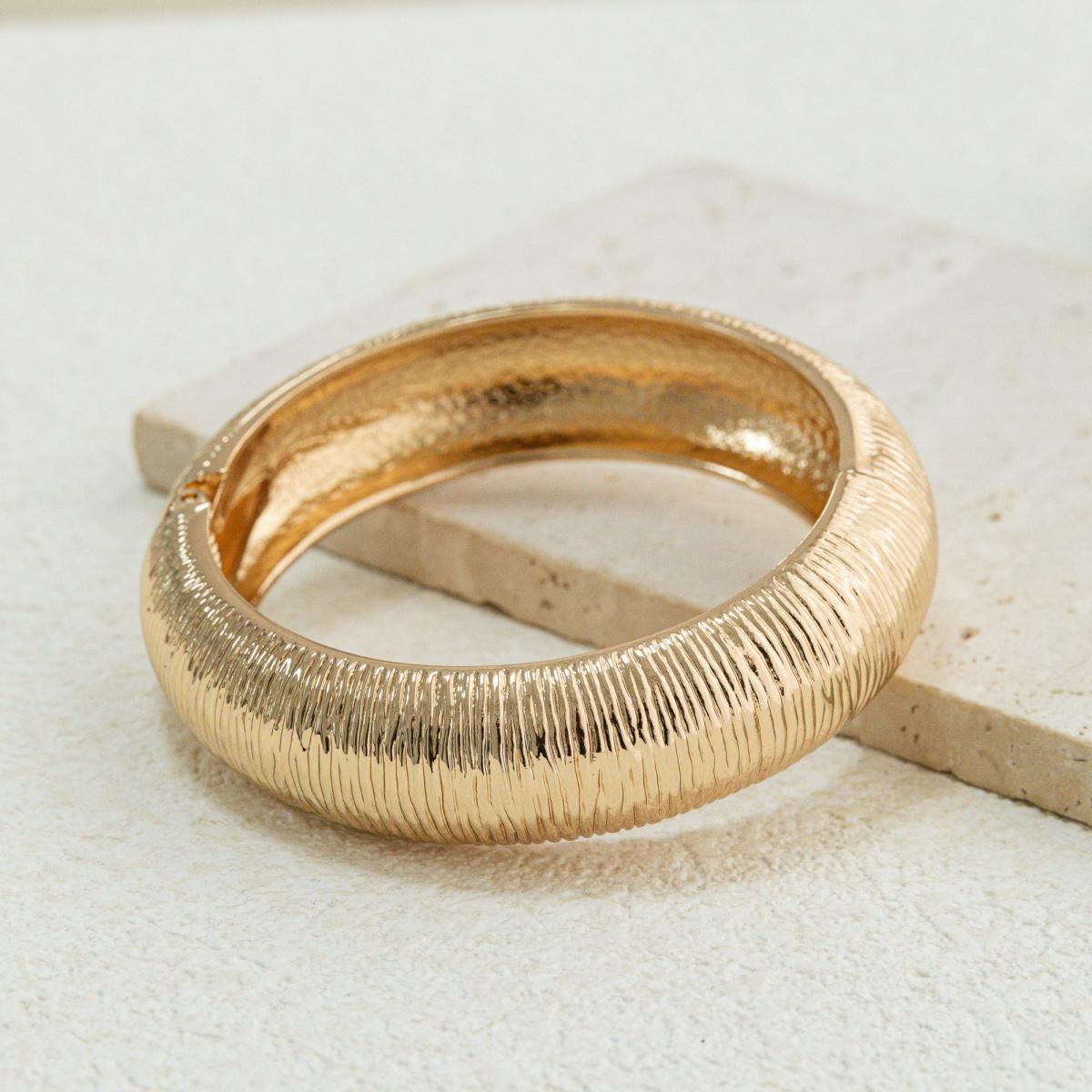 

Vintage Punk Metal Geometry Design Wide Bangle Bracelets Geometric Wide Stackable Bracelet Fashion Chunky Jewelry For Women
