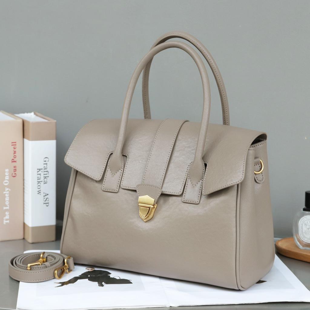 2025 erste Schicht pflanzlich gegerbtes Rindsleder High-End-Aktentasche echtes Leder Retro Pendler große Kapazität Messenger-Handtasche