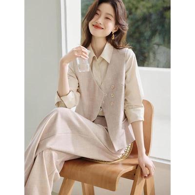 Abiti e completi – Completi con pantaloni