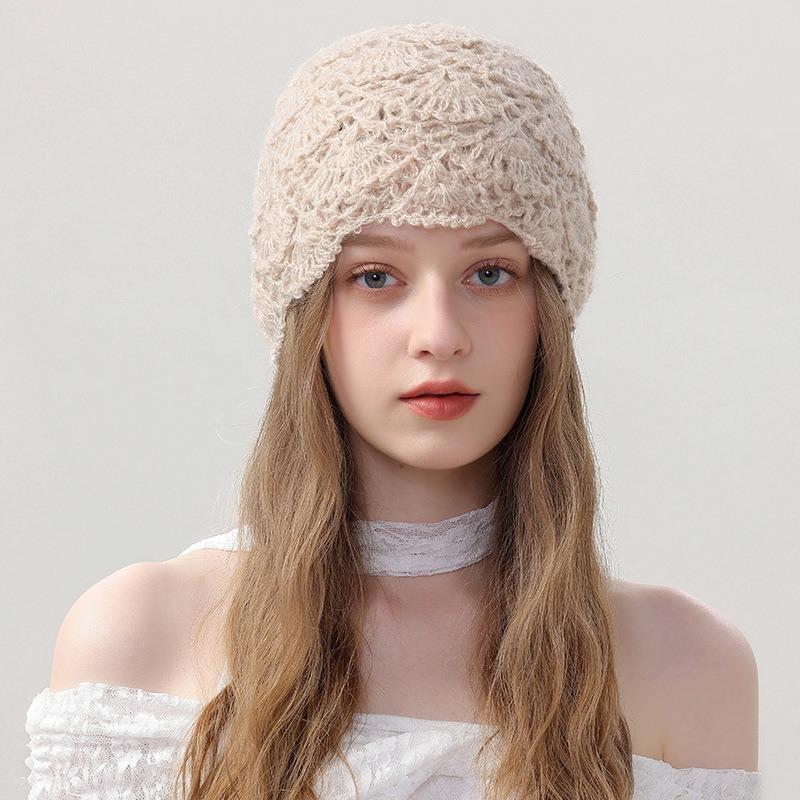 Beret women's autumn and winter handmade knitted wool hat double-layer warm and windproof retro niche stacked bag head cold hat