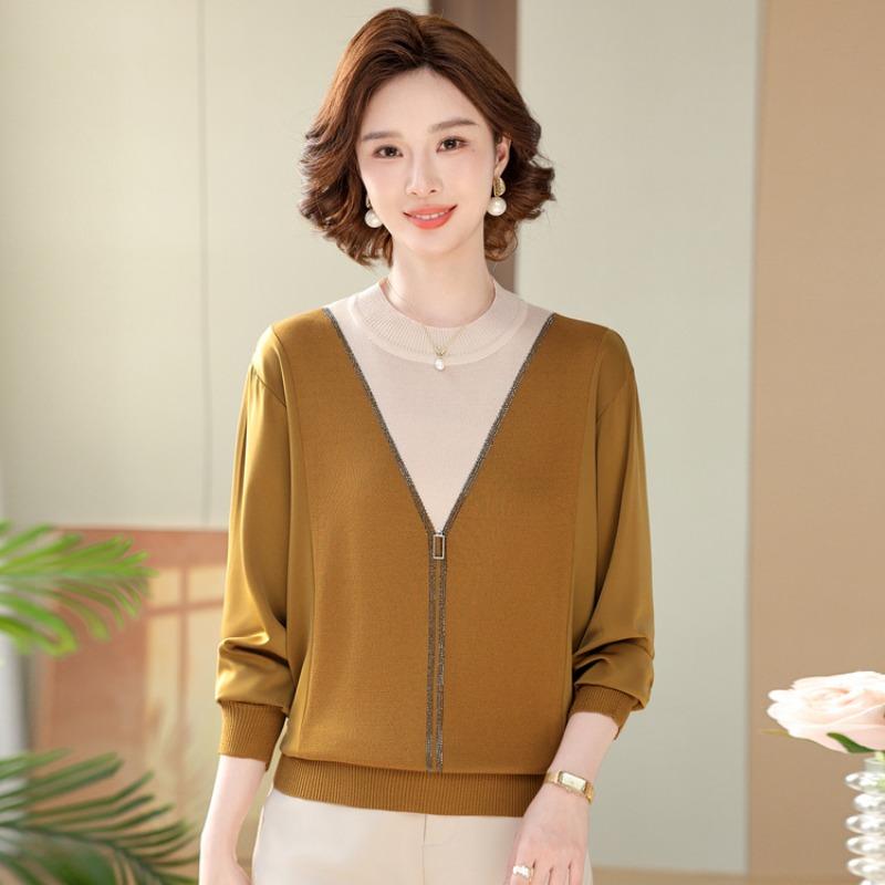 Spring New Mother Outfit Middle-aged Women's Knitted Sweater Round Neck Thin Long-sleeved Sweater Loose Mother-in-law Top