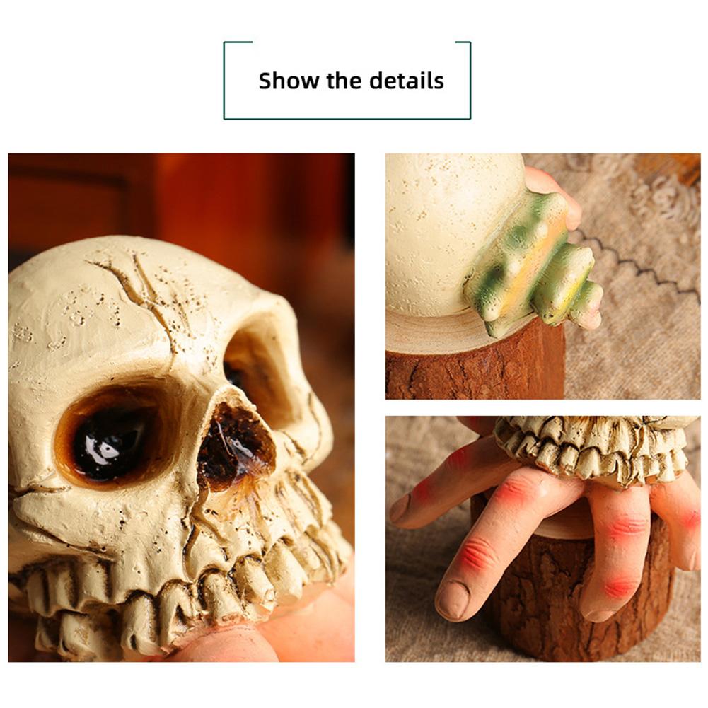 Halloween Skull Simulation Hand Ornaments Horror Festival Resin Skull Conch Hand Decorations For Home Party