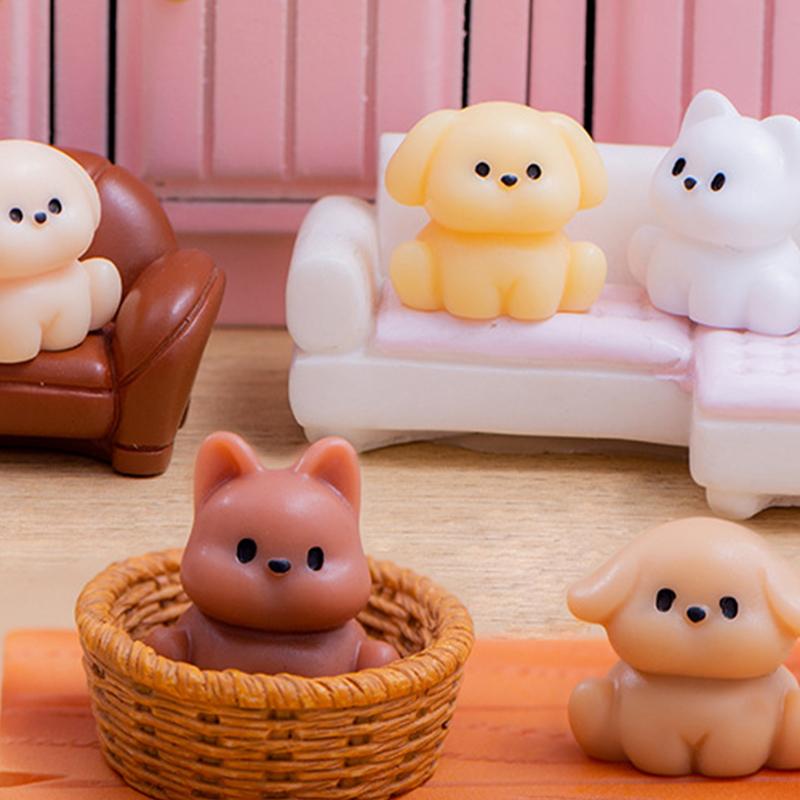 Creative And Cute Micro Landscape Ornaments Small Dogs Animal Resin Crafts Automotive Decoration Ornaments