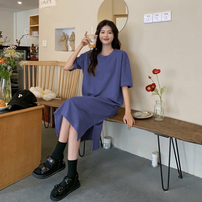 Women's Large Short-Sleeve Casual Summer Dress 2023 - Loose, Solid Color, Knee-Length Slit T-Shirt Style