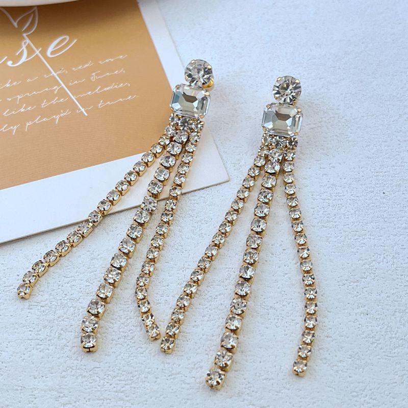 

Pink Rhinestone Tassel Earrings - European & American Luxury Design белый