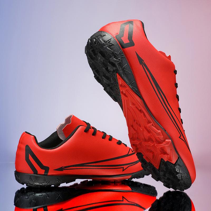 Douchuan anti-skid broken nails children's football shoes men's professional sports training shoes low-top youth sports shoes
