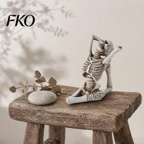 Distressed Texture Halloween Ornament Yoga Skeleton Statue, Funny Dead Figure for Party Decor, Skull Decoration Resin Gothic Haunted House,