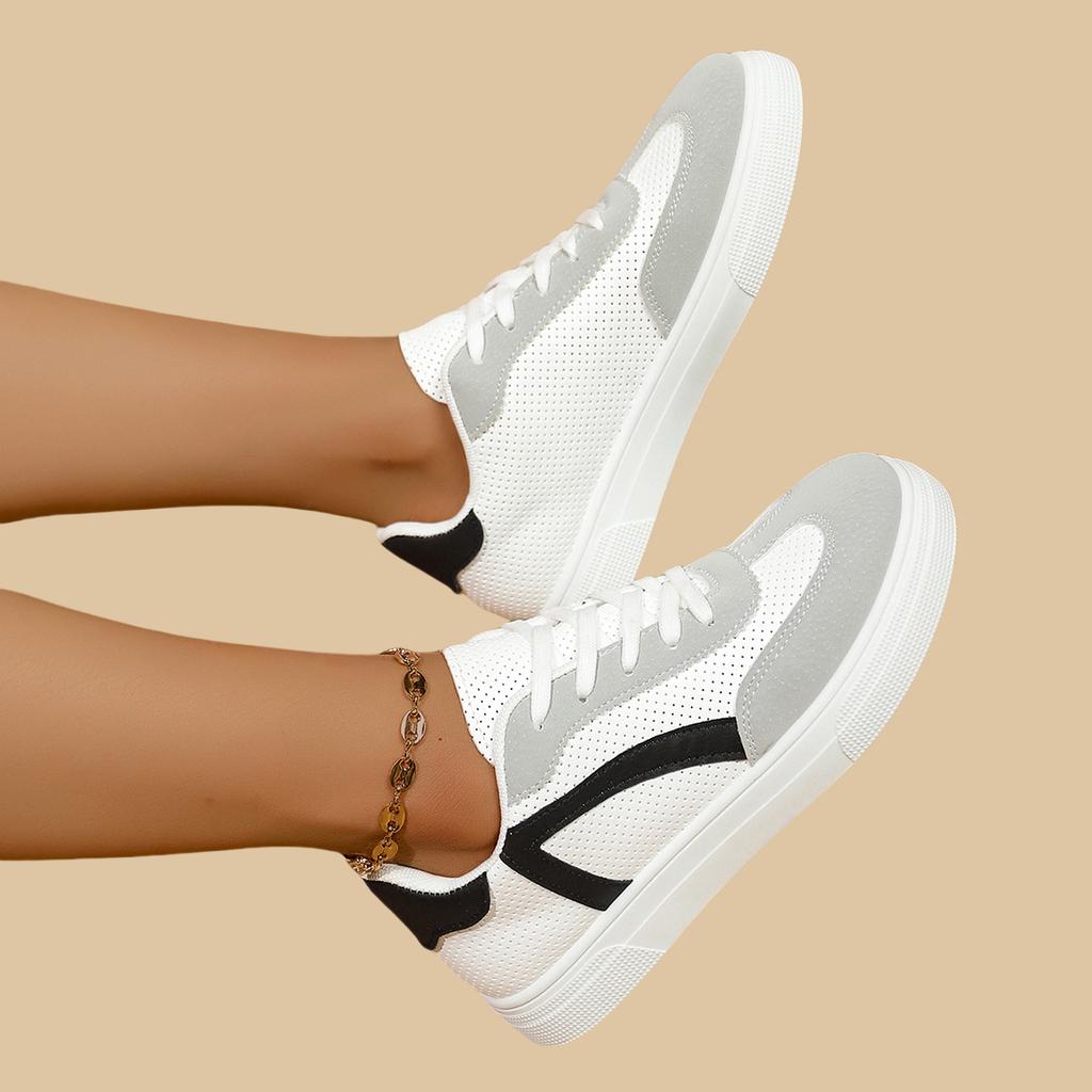 Large-sized Mesh Breathable White Sneakers for Women In The Summer of , New Lace-up Casual Shoes with Flat Boards