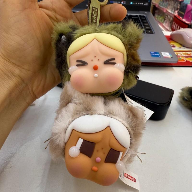 1 Piece Action Figure Keychain Crybaby Wild But Cutie Series Vinyl Plush Pendant Bag Decoration Figurines Dolls Model Gift