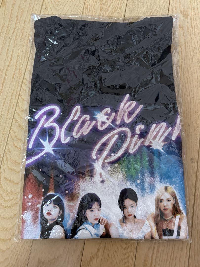 

[USED] blackpink photo T-shirt, size M