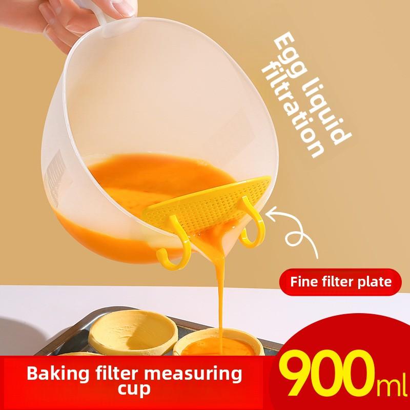 

Egg Separator Measuring Cup with Strainer, Batter Dispenser with Scale, Large Capacity Plastic Liquid Measuring Cup for Baking Measuring Cup