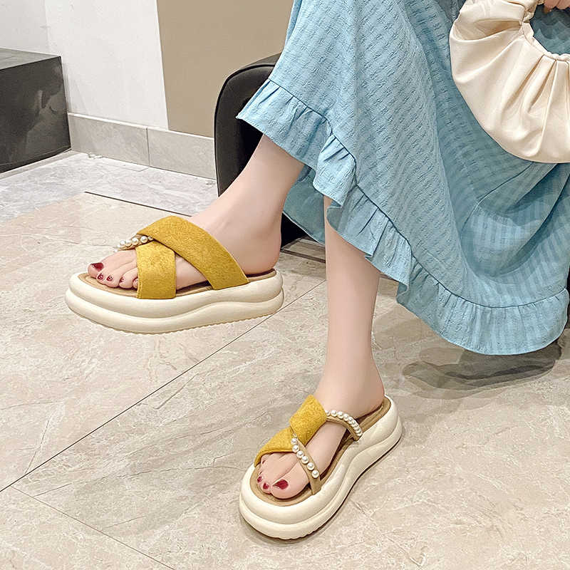 Open Back Half Luxury Women Sandals Water Slippers Black And White Shoes Sneakers Sports Fashionable Deadlift Snearkers