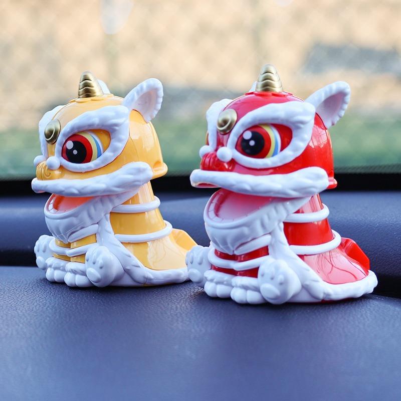 Solar Powered Chinese Style Lion Ornament Cute Car Decoration That Can Sit Down and Nod  Universal Cars Decorations Accessories