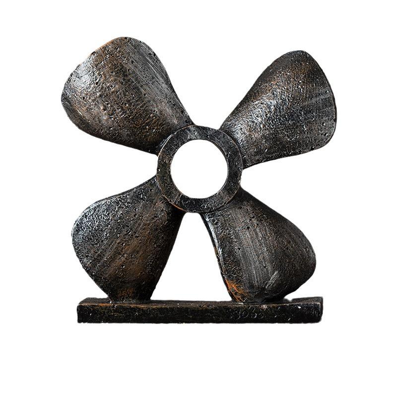 Vintage European-Style Ornaments for Home, Coffee Shop, Restaurant, or Wine Cabinet Decor