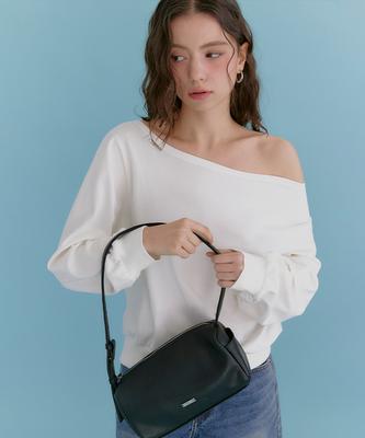 MICANE Rumi Off-Shoulder Sweatshirt