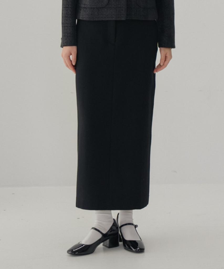 Okuka Classic Wool Skirt_Black