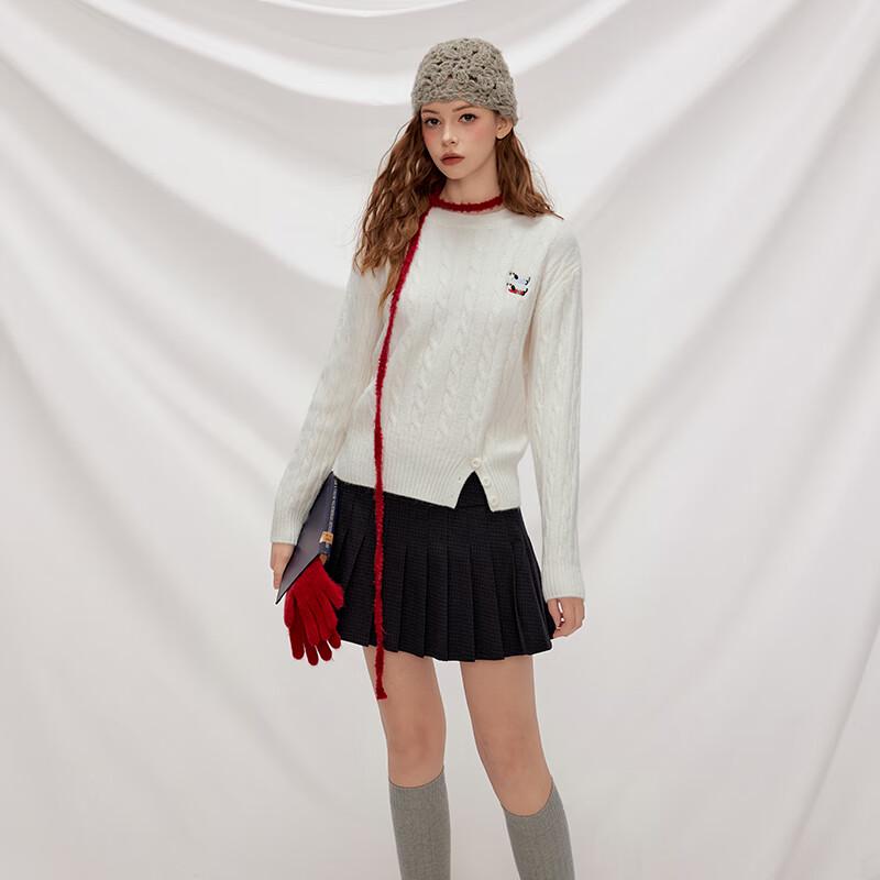 UNIFREE Women's Cable Knit Puppy Embroidered Round Neck Sweater