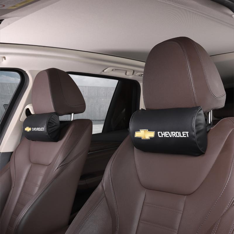 1 Adet Araba Logosu Koltuk Başlığı Deri Boyun Yastığı Aksesuarları Chevrolet Spark Captiva Cruze Malibu Equinox Trax Camaro Blazer Bolt İçin