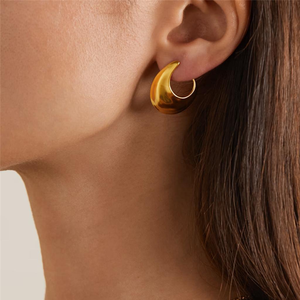 Individual Cold Wind Crescent Glossy Minimalist Stud Earrings, Earrings, Niche Design Earrings