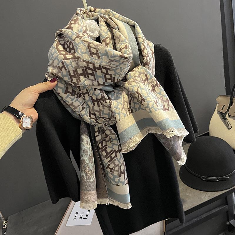 Sunflower Pattern Autumn and Winter New Imitation Cashmere Scarf for Women Warm and Thickened Versatile Long Shawl and Scarf