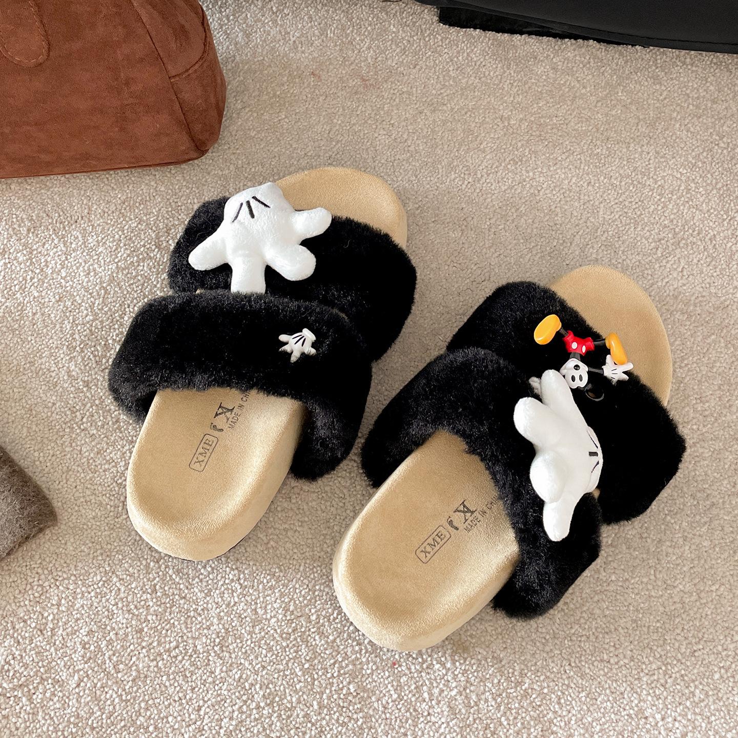

Popular Internet celebrity black thick-soled fluffy slippers women 2025 new autumn and winter wear cute cartoon Birkenstock slippers 35