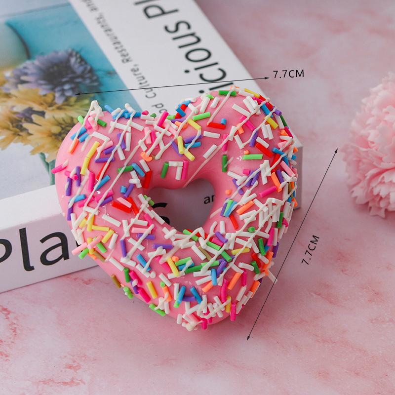 6 ks/sada 3D Srdce Donuty Magnetky na lednici Sady Simulace Jídlo Magnetické nálepky na lednici Domácí dekorace Kancelář Zpráva Kuchyně