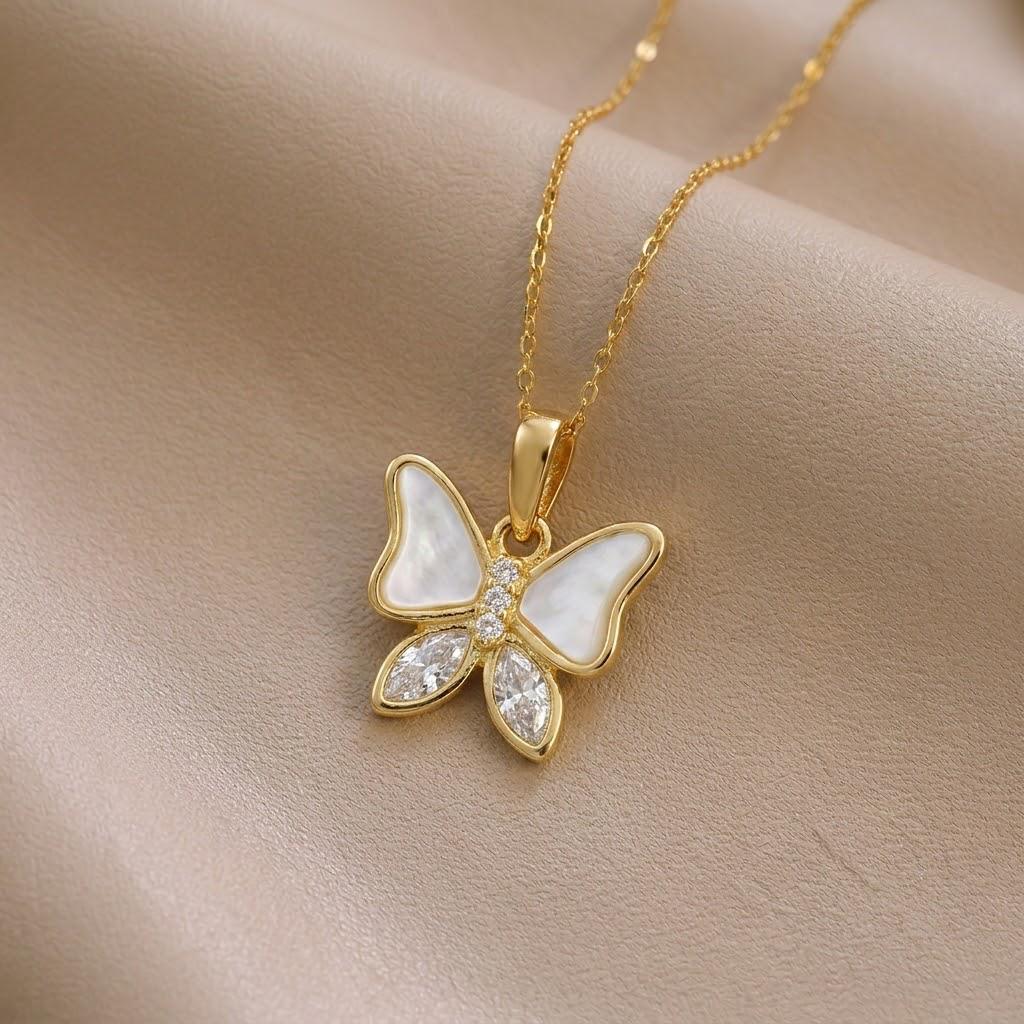 Necklace: Women's Pink Cubic Zirconia Bow Clavicle Chain, Korean-Japanese Style, Simple & Elegant.