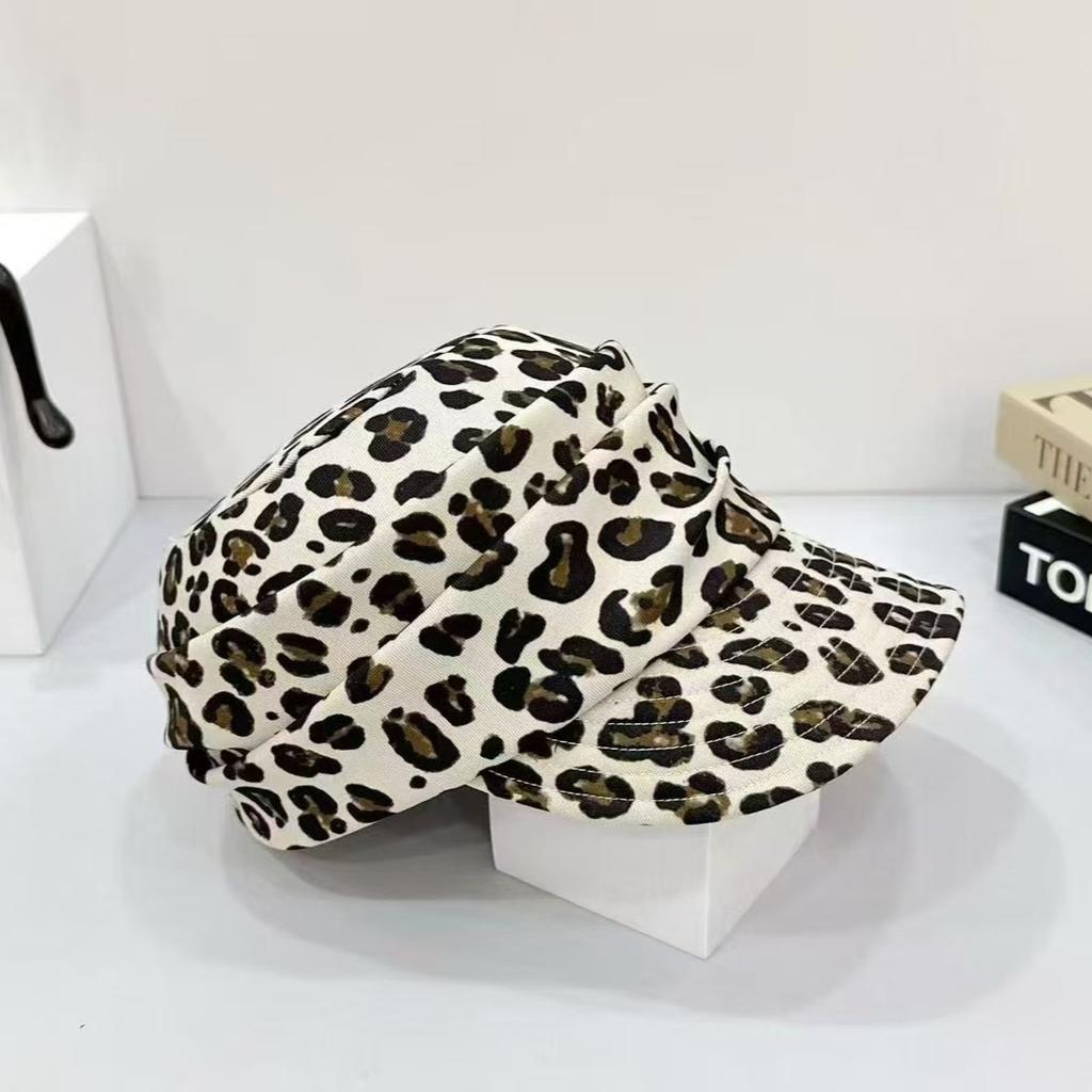 2025 Spring New Korean Version Maillard Leopard Print Cap Women Simple Fashion Temperament Show Face Trendy Brand Equestrian Hat