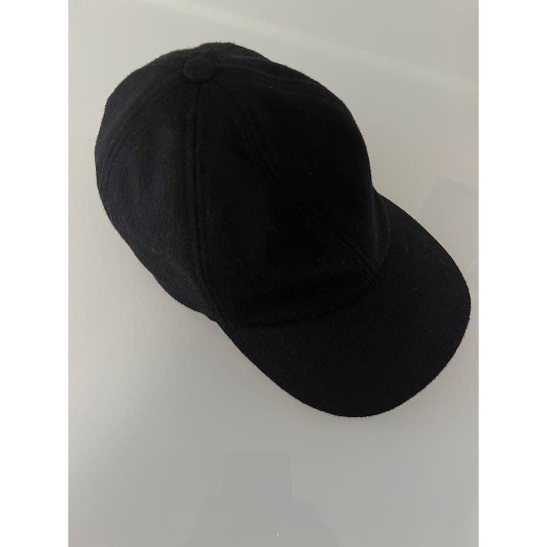 Used UNIQLO wool cashmere cap black