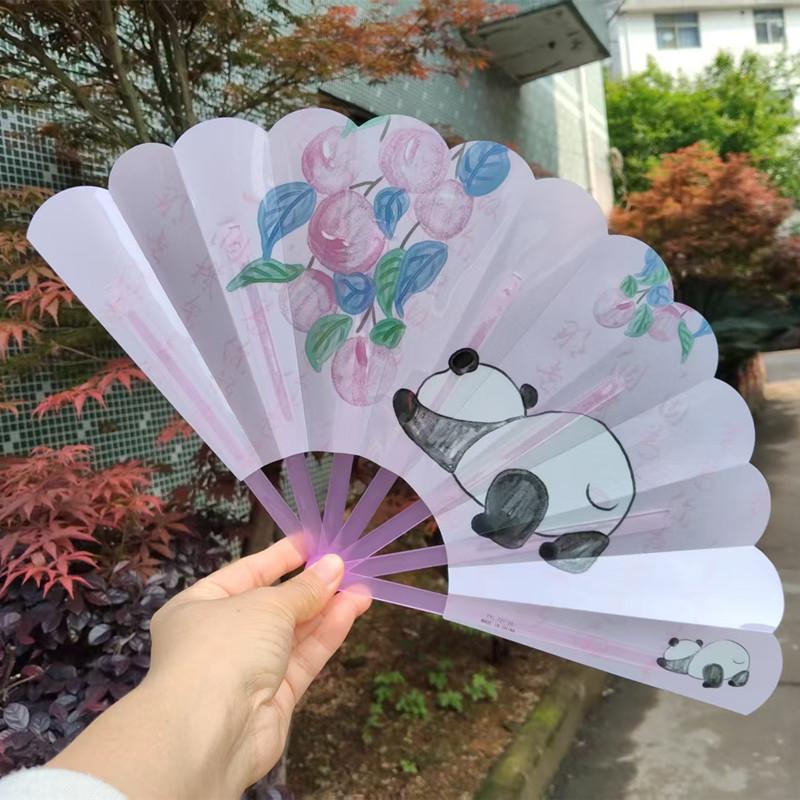 Cute Cartoon Folding Mini Fan: Portable Hand-Crank, Seven-Ribbed Design for Kids and Students