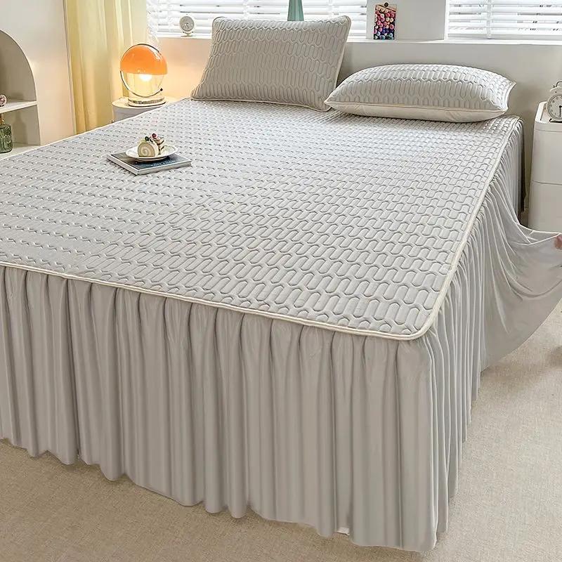 Nowy Jednolity Kolor Antypoślizgowy Lateksowy Cool Mat Spódnica Łóżka Ice Silk Miękka Mata Narzuta Na Łóżko Trzy Częściowy Zestaw Letnia Pościel i Prześcieradła