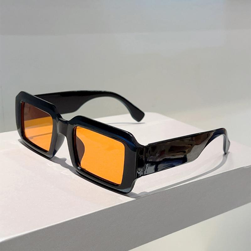 Rectangle Sunglasses Men Fashion Outdoor Casual Shades Women Trendy Luxury Brand Design Beach Vacation Decor Sun Glasses