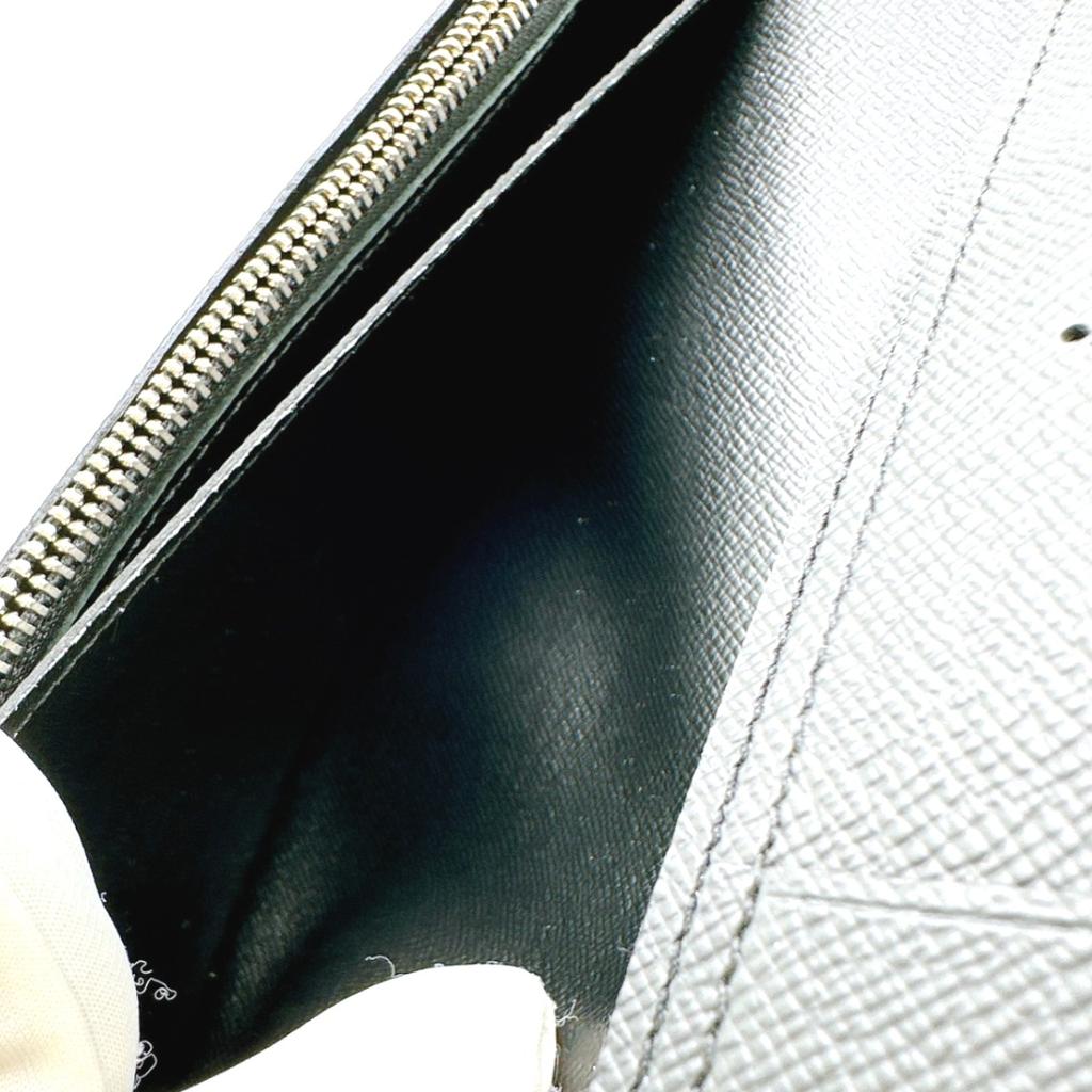 LOUIS VUITTON Longwallet Epi leather portefeuille brazza M60622 purse Noir Black Used