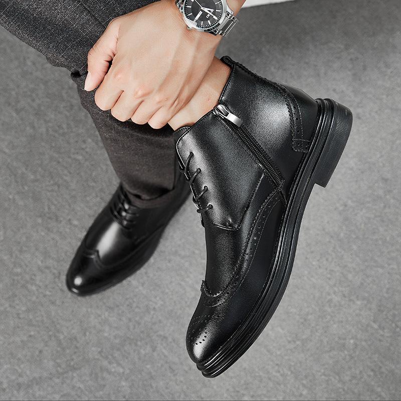 Men Black Ankle Boots Motorcycle Casual Brown Brogues Waterproof Men’s Street Style Boots Wingtip Dress Formal Leather Boots
