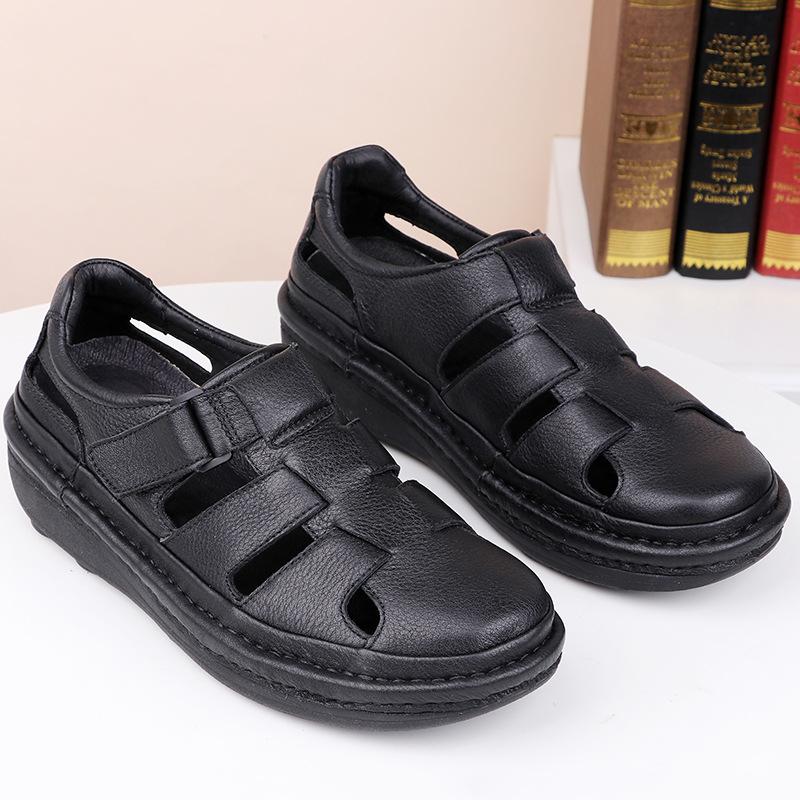 Men'S Sandals Men'S Leather Baotou Hole Shoes Leather Sandals Middle-Aged Dad Casual Beach Shoes
