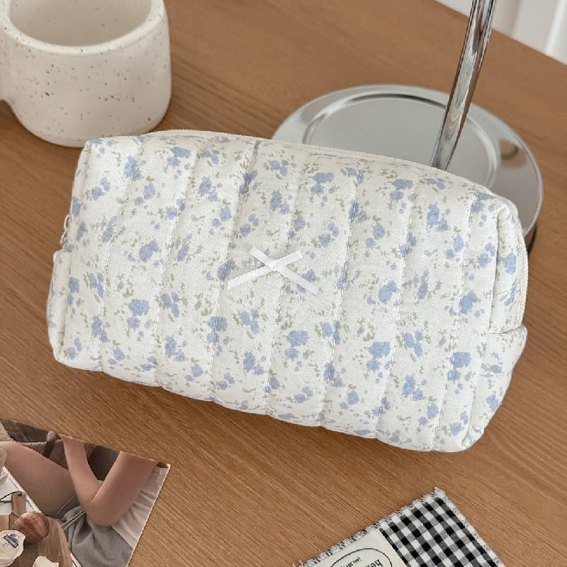 Floral Cotton Makeup Bag With Breathable Design For Daily Use