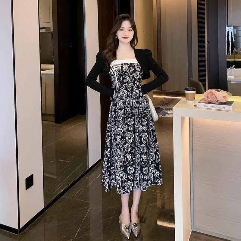 

Весенний шик цветочный комплект из двух предметов французское платье-комбинация L