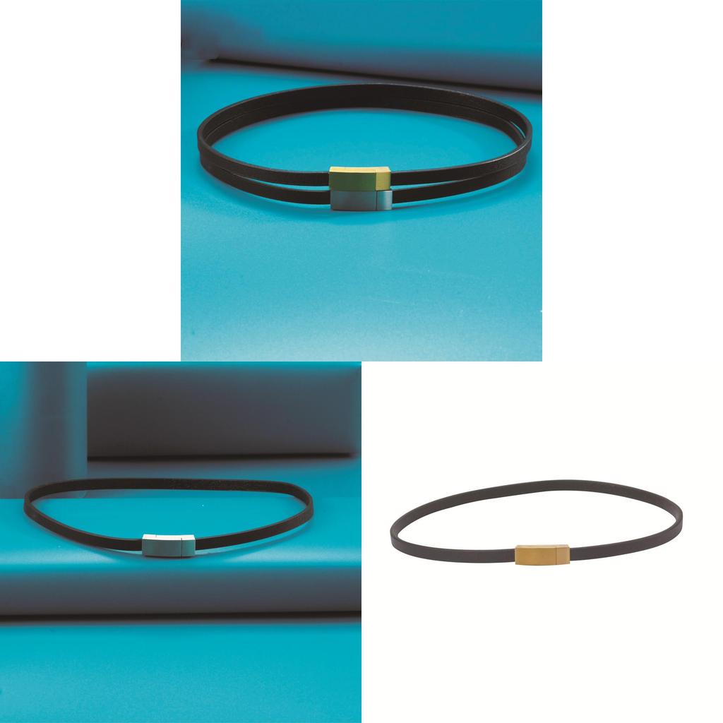 Collana girocollo geometrica con ciondolo quadrato in acciaio al titanio per donna