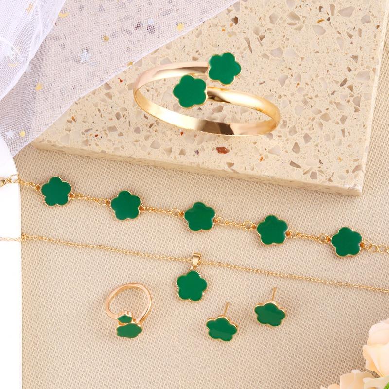 Korean Version Five-leaf Flower Lucky Stud Earrings Necklace Bracelet Bracelet Ring Set Five-petal Flower