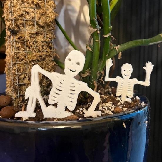 1 Set Skeleton Garden Stakes Halloween White Skeleton Decorations Spooky Planter Insert