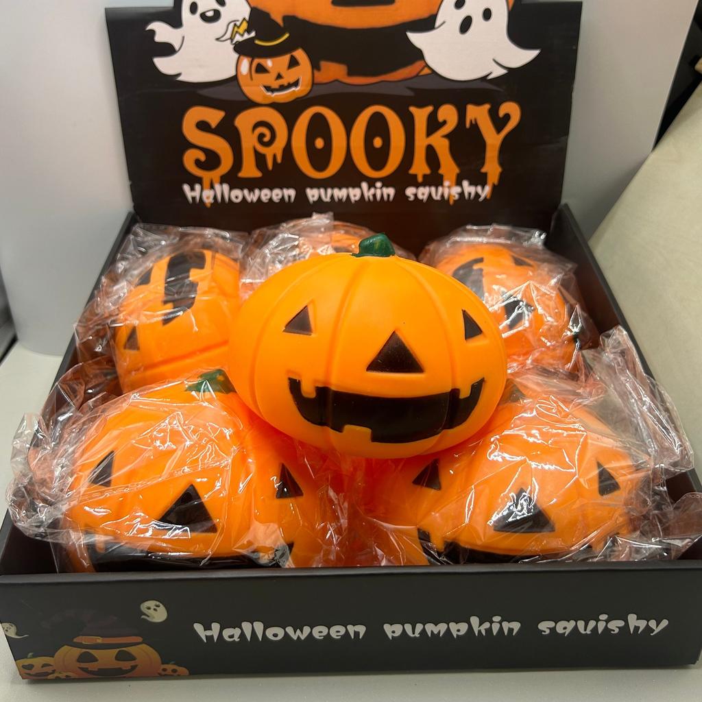 Soft Rubber Pumpkin Vent Squeeze Ball Filled With Flour TPR Material Realistic Funny Stress Relief for Holiday Gatherings