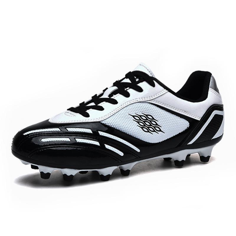 

2026 Boy Girl Baseball Shoes Outdoor Comfort Sports Shoes Anti slip Walking Shoes Sneakers Boys Soccer Cleats Shoes 45