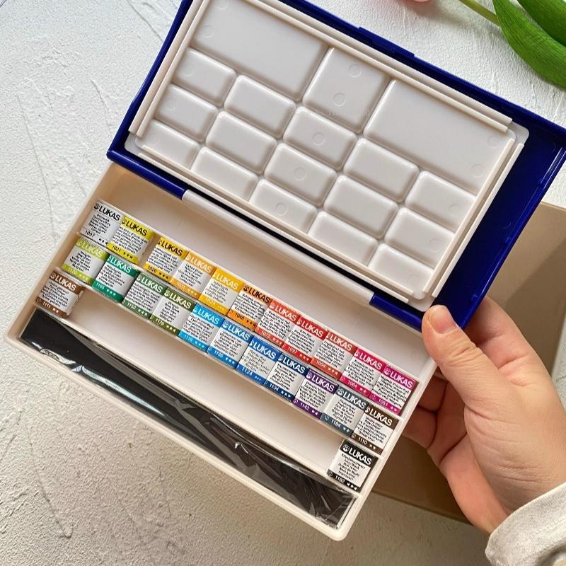Basic 24-color Artist Solid Half-block Watercolor Paint Set Portable Watercolor Painting Creation Paint Palette Art Supplies Single box