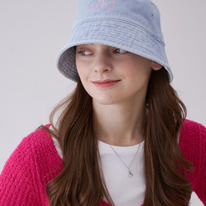 

ALLINCOMPLETE Round Logo Bucket Hat (Light Blue Denim) Light Blue Denim (Bucket Hat)