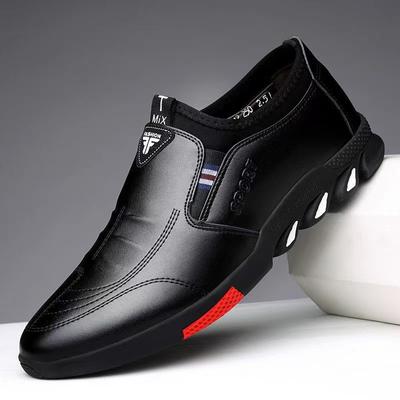 Chaussures en Cuir pour Homme Mode Chaussures Business Décontractées Semelles Souples Mocassins Mâles à Enfiler Chaussures de Conduite Baskets Respirantes