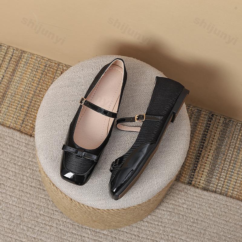 Square Toe Fashion Women's Shoes Autumn Large Size Luxury One Word Strap Mary Jane Shoes Bow Knot Elegant Non Slip Banquet Shoes